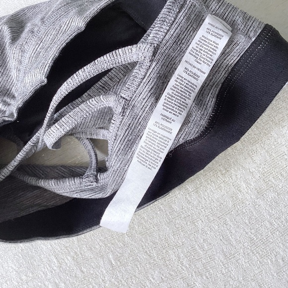 Manduka Cross Straps Sports Bra Woman’s Size Large Grey Space Dye Light Padding - Picture 5 of 12